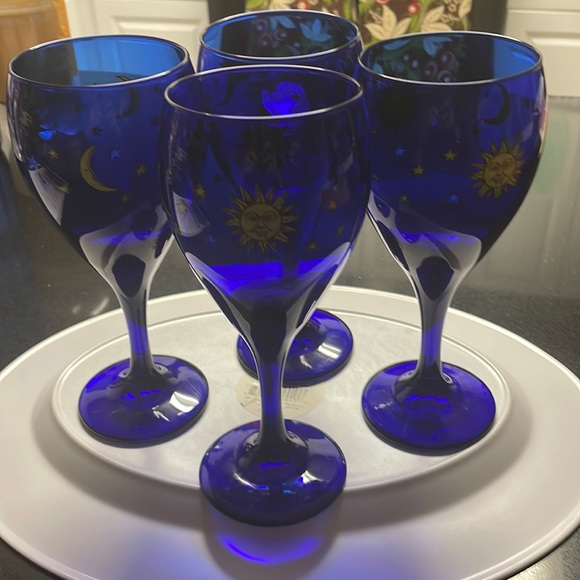Libbey Kitchen 4 Libbey Sun And Moon Celestial Wine Glasses Poshmark